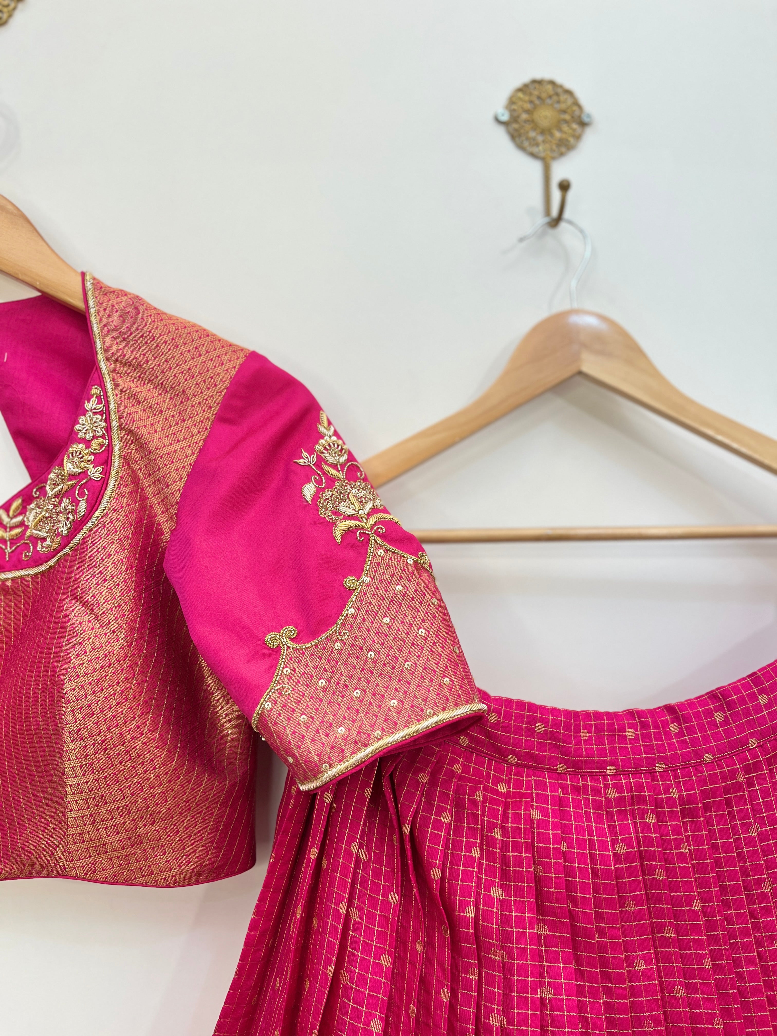 Rani Pink Kanchipattu Langa Voni